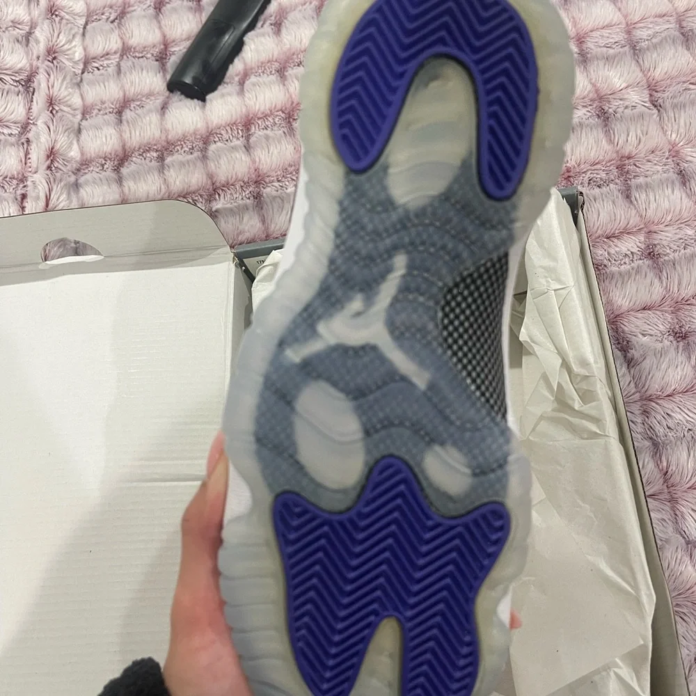 Air Jordan 11 Retro 'Gratitude - Picture 5 of 5